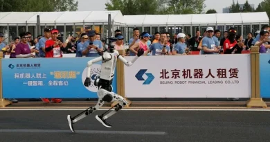 Çin’de insansı robotlar yarı maraton dünya rekorunu kırdı