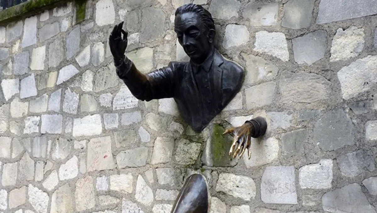 Atom Altı Kuvvetlerin Savaşı: Katı Maddeler Neden Katıdır?