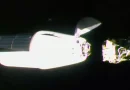 SPACEX DRAGON ISS’E KENETLENDİ: OSTEOPOROZ’DAN GEZEGEN OLUŞUMUNA KRİTİK BİLİMSEL YÜK TESLİMMATTA