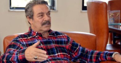 Kadir İnanır’ın Sağlık Durumuna İlişkin İlk Resmî Açıklama Geldi: Başhekim Son Durumunu Paylaştı