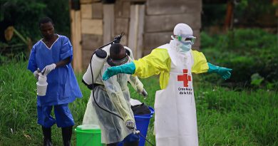 EBOLA VİRÜSÜ ALARMI BÜYÜYOR