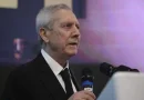 Aziz Yıldırım’dan Hakan Safi’ye transfer yanıtı: ‘Oyuncular kulüple imzalamak zorunda’